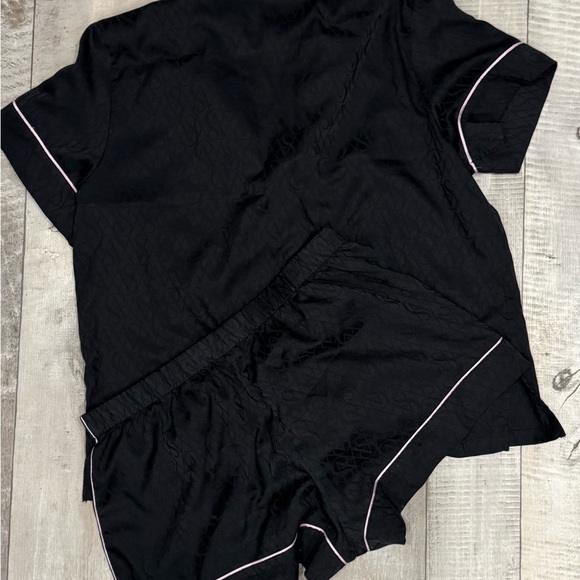 Victoria's Secret Black Satin Pajama Set with Pink Trim size L - Picture 3 of 9